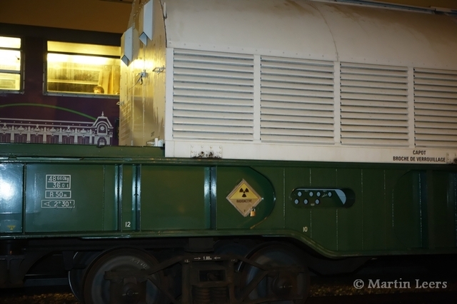 Un convoi de déchets nucléaires italiens... sur les voies du RER C