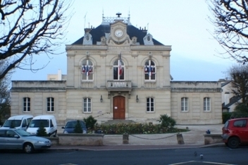 Nucléocrate de gauche, nucléocrate de droite : même intolérance ! Nucléocrate de gauche, nucléocrate de droite : même intolérance !